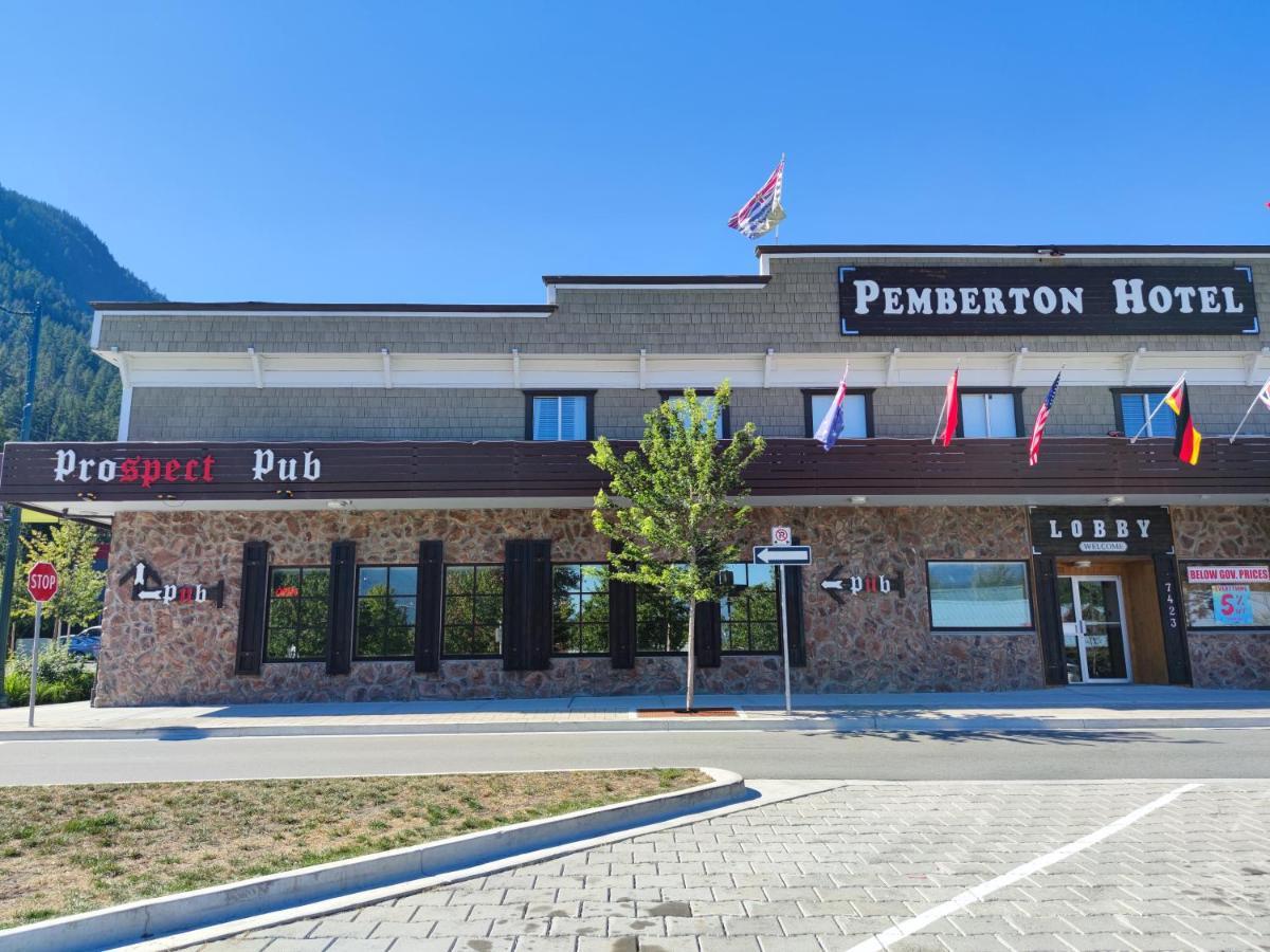 Pemberton Hotel Exterior foto